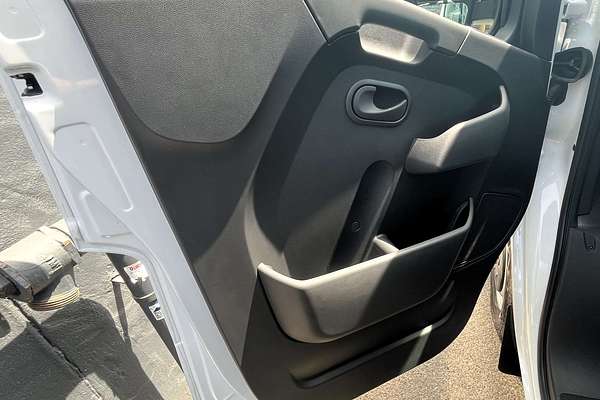 2025 Renault Master Pro 110kW X62 Phase 2 LWB Mid Roof