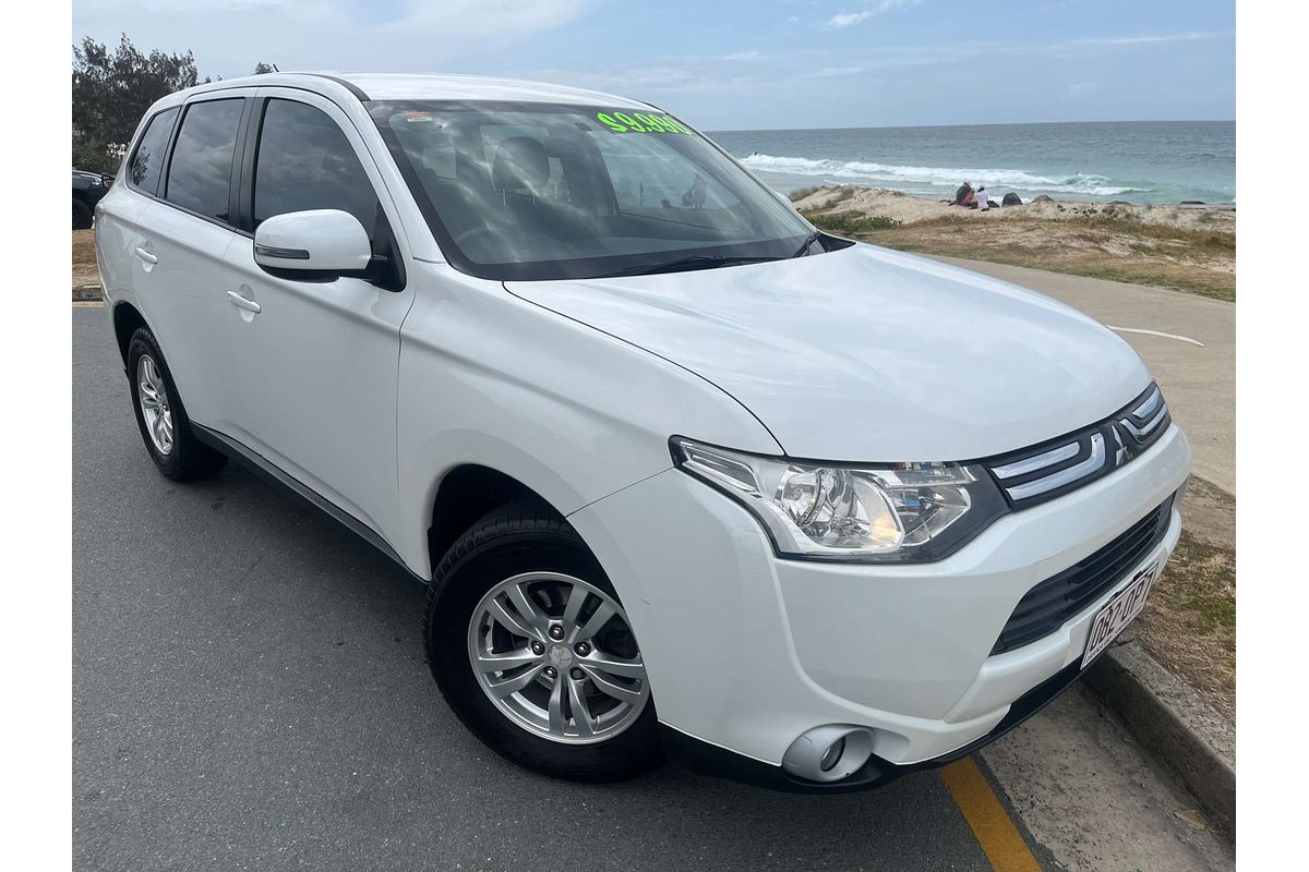 2013 Mitsubishi Outlander LS ZJ