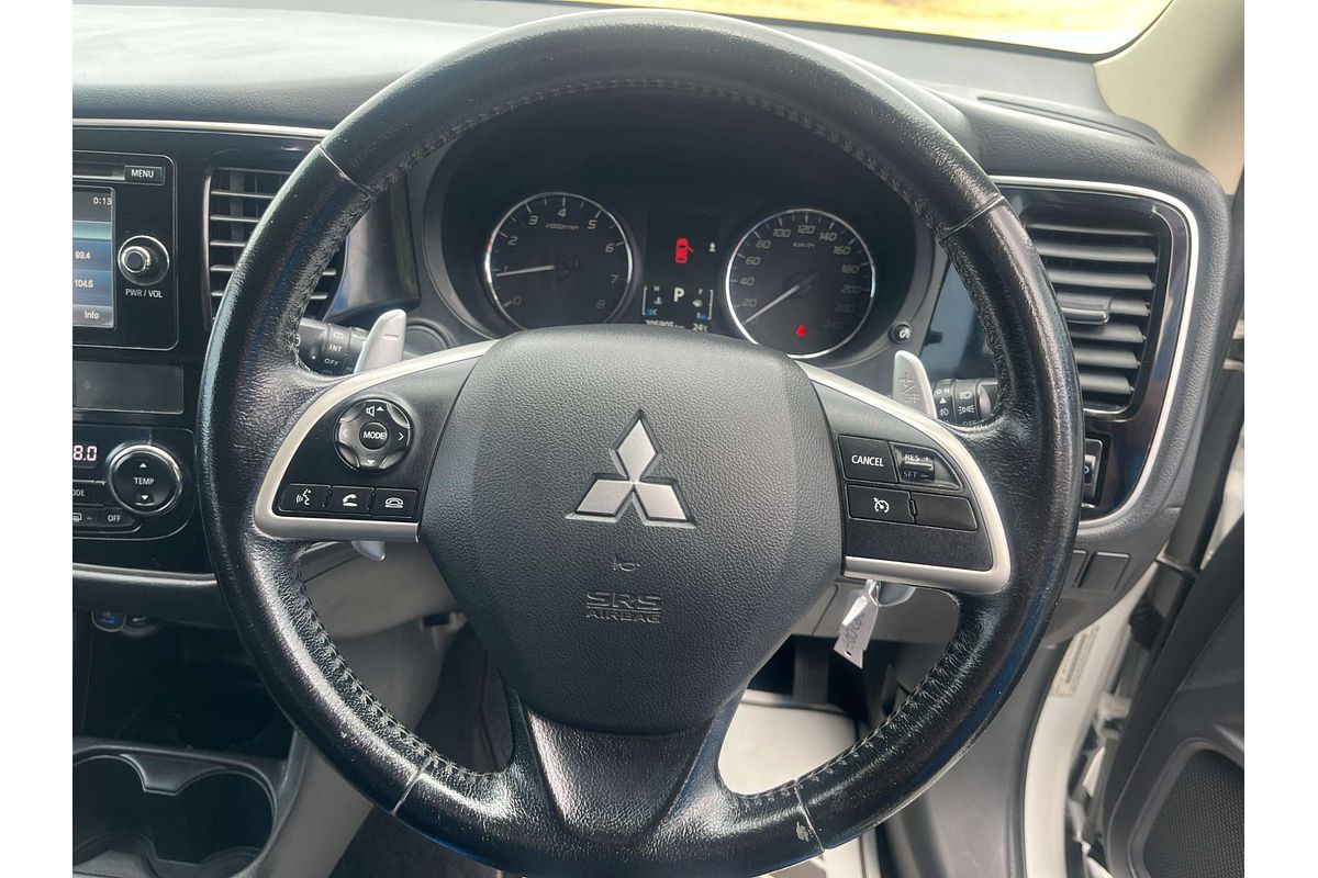 2013 Mitsubishi Outlander LS ZJ