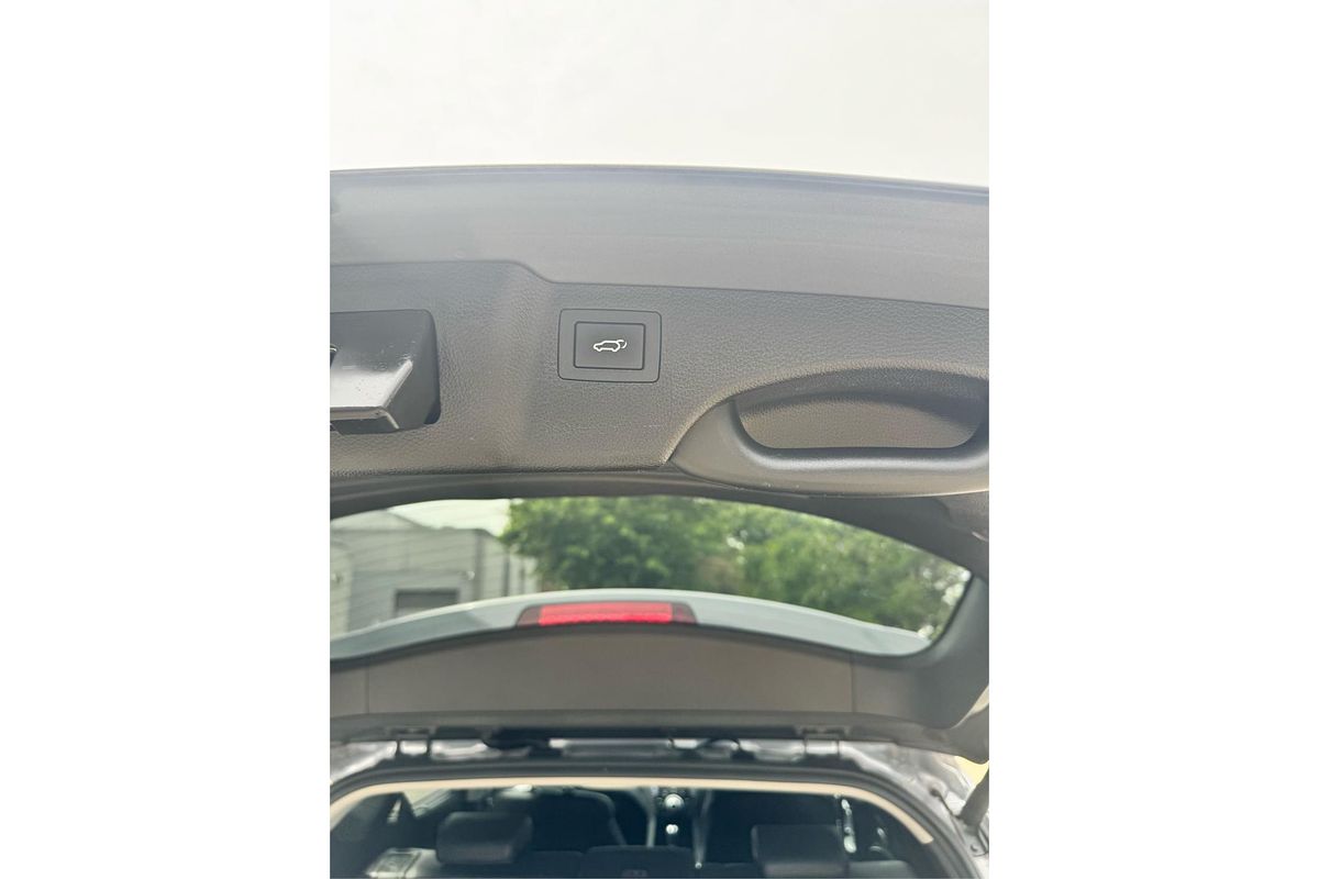 2016 Hyundai Santa Fe Highlander DM3 Series II