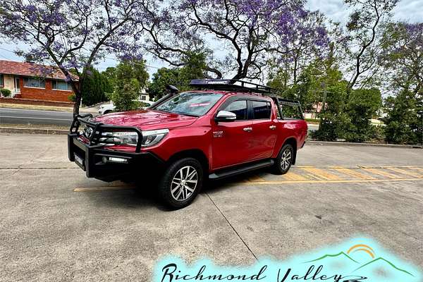 2015 Toyota Hilux SR5 GUN126R