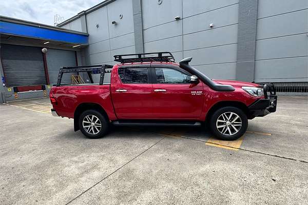 2015 Toyota Hilux SR5 GUN126R