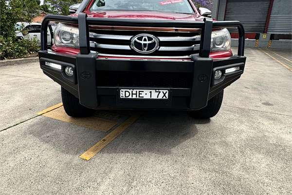 2015 Toyota Hilux SR5 GUN126R