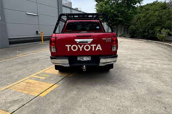 2015 Toyota Hilux SR5 GUN126R