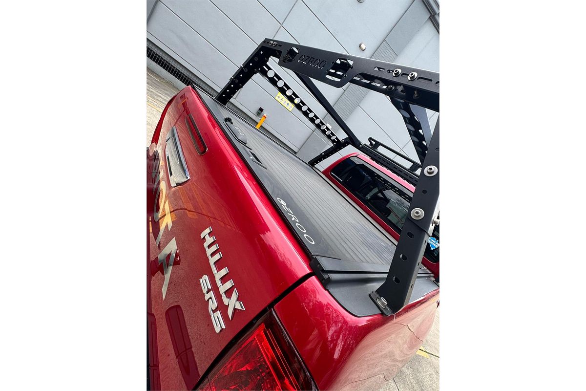 2015 Toyota Hilux SR5 GUN126R