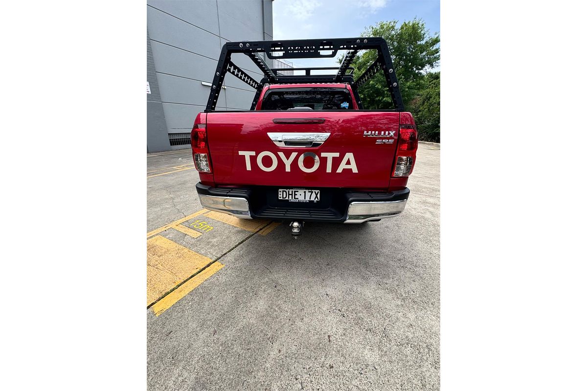 2015 Toyota Hilux SR5 GUN126R