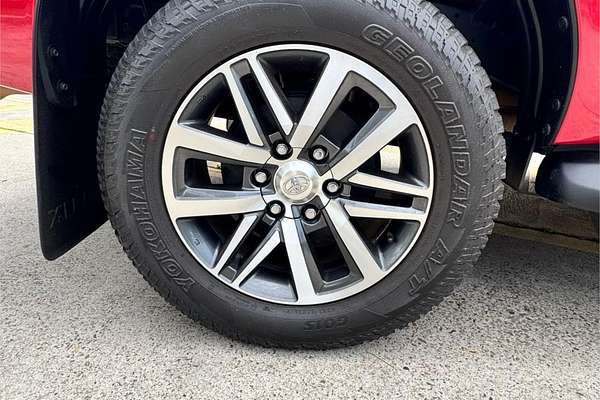 2015 Toyota Hilux SR5 GUN126R