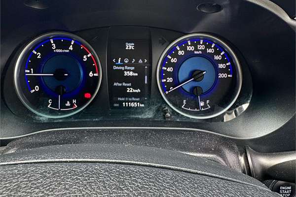 2015 Toyota Hilux SR5 GUN126R