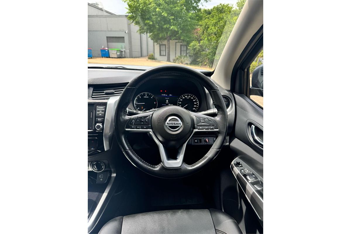2021 Nissan Navara ST-X D23