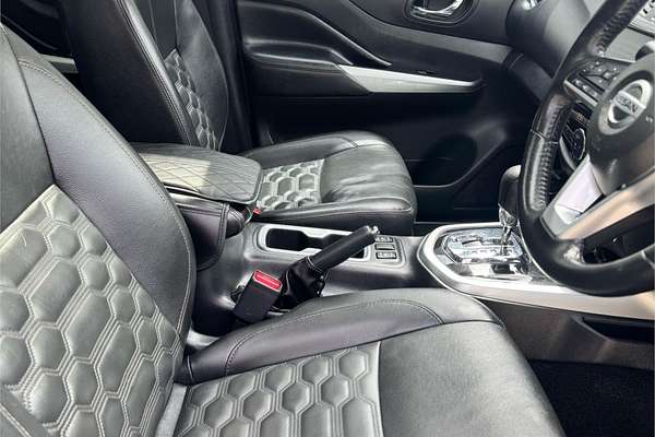 2021 Nissan Navara ST-X D23