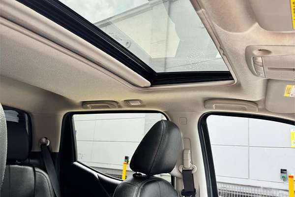 2021 Nissan Navara ST-X D23