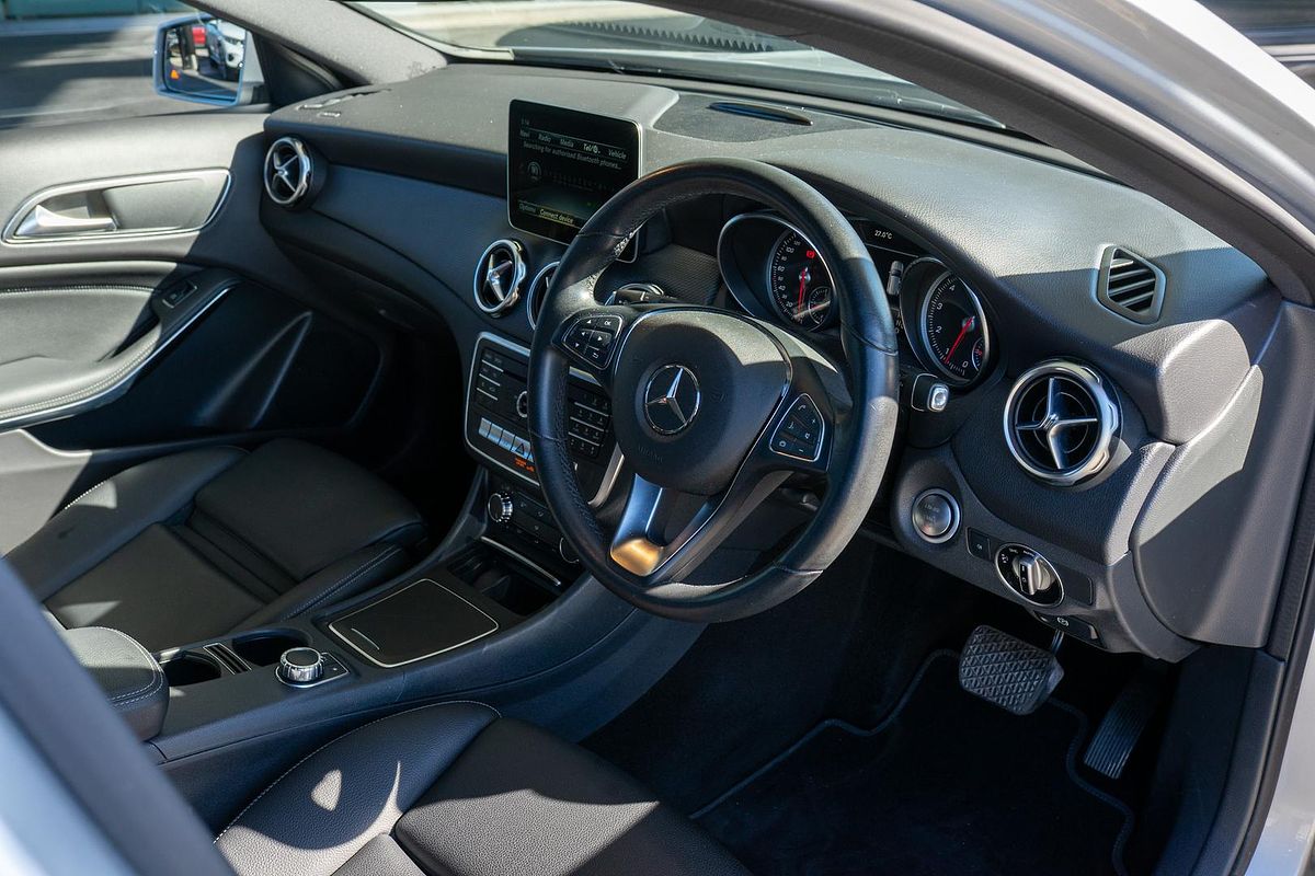 2019 Mercedes-Benz GLA-Class GLA180 X156
