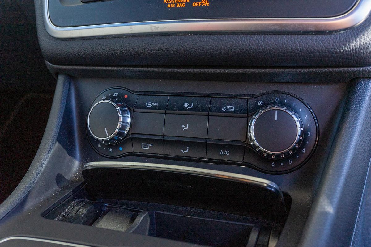 2019 Mercedes-Benz GLA-Class GLA180 X156