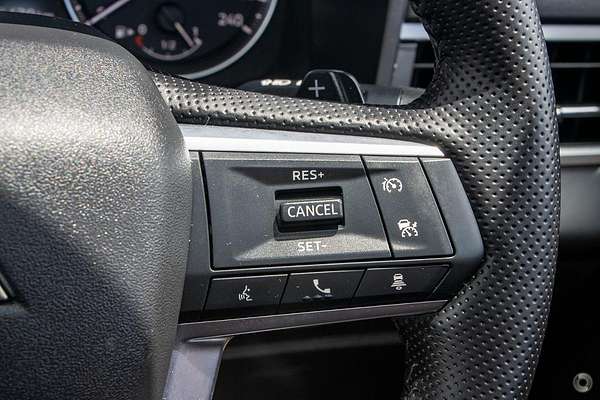 2024 Mitsubishi Outlander LS ZM