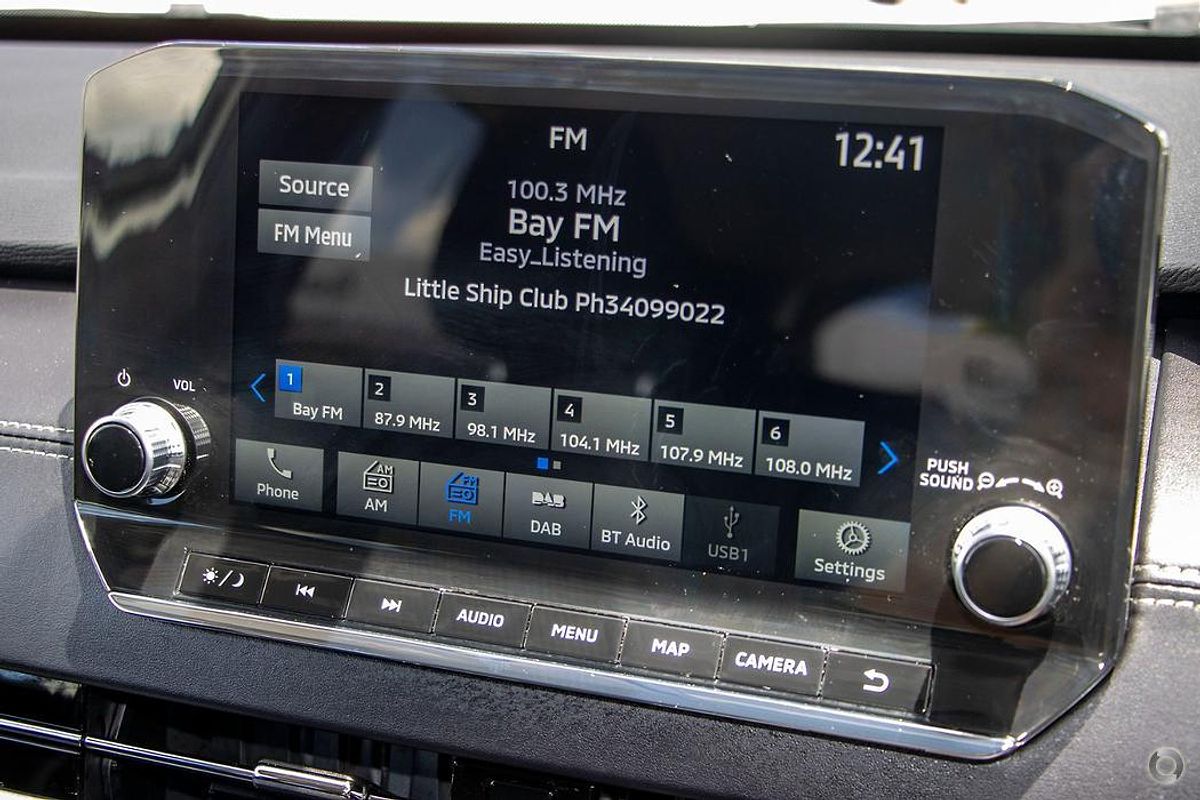 2024 Mitsubishi Outlander LS ZM