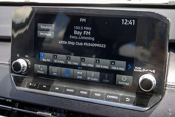 2024 Mitsubishi Outlander LS ZM