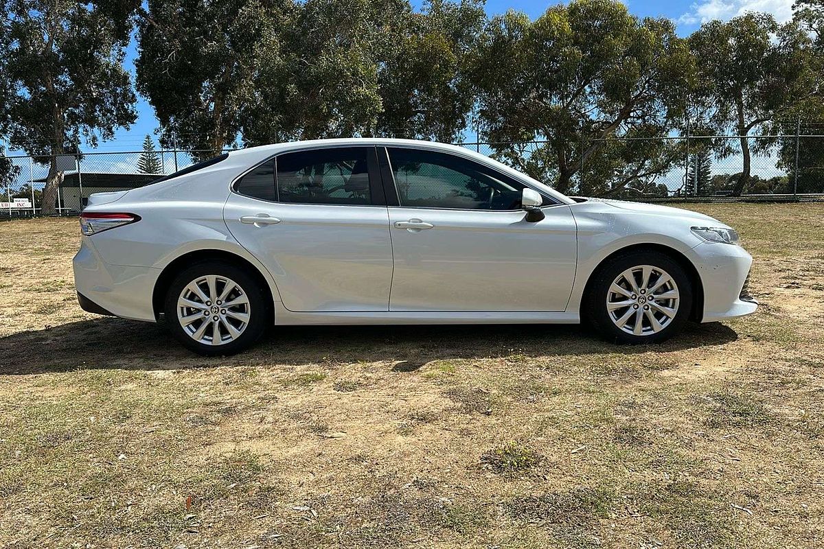 2020 Toyota Camry Ascent ASV70R