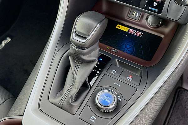 2025 Toyota RAV4 Cruiser AXAH54R