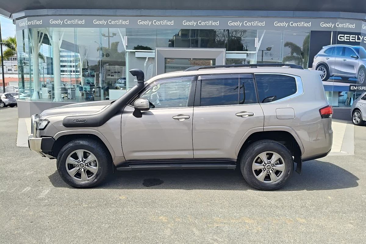 2022 Toyota Landcruiser VX FJA300R