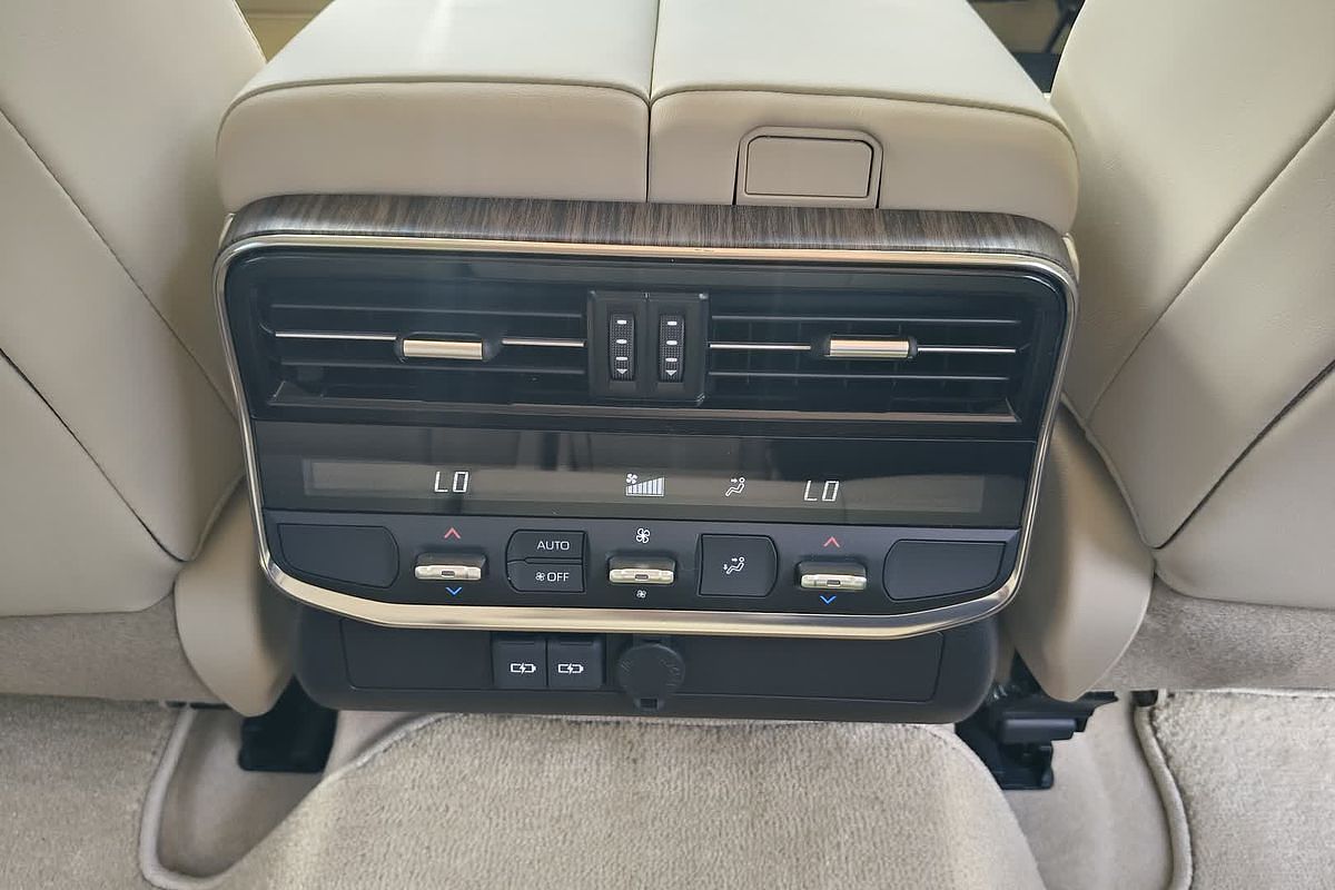 2022 Toyota Landcruiser VX FJA300R