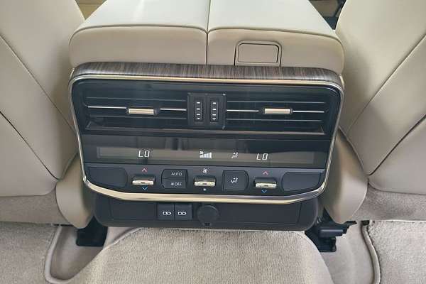 2022 Toyota Landcruiser VX FJA300R