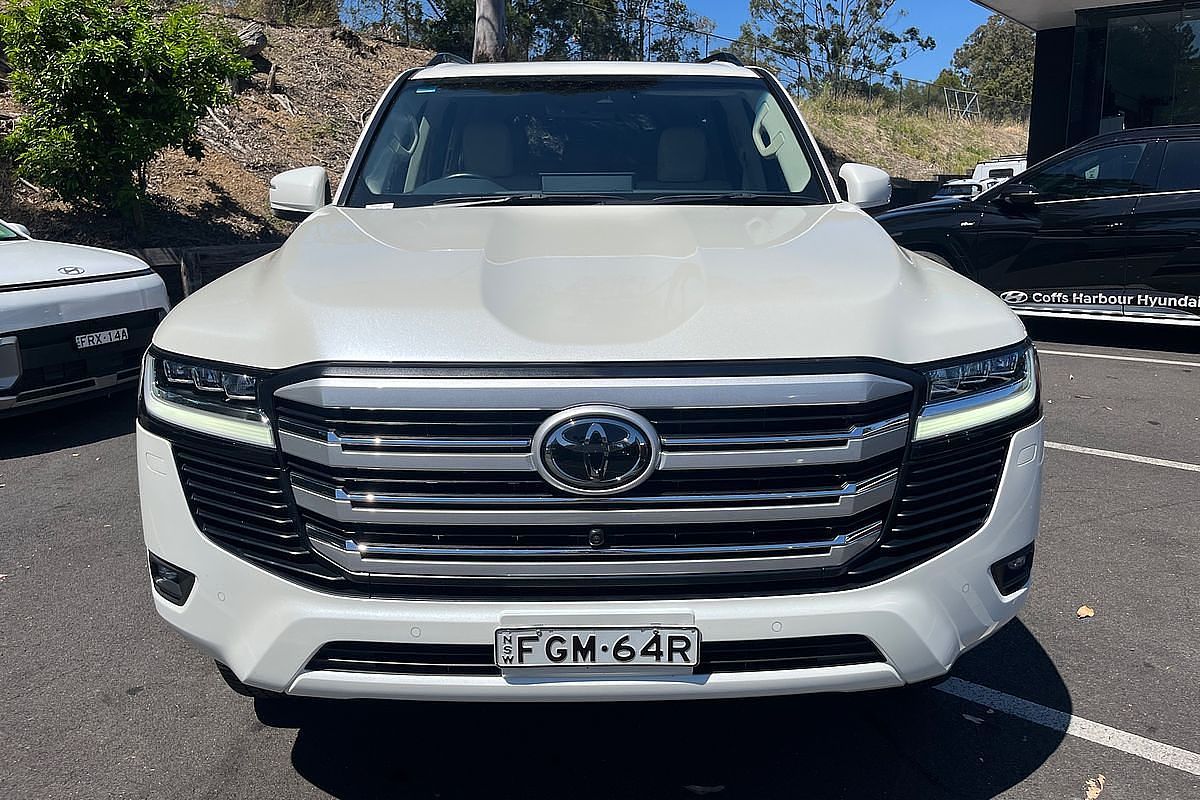 2024 Toyota Landcruiser VX FJA300R