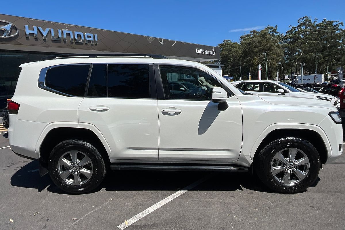2024 Toyota Landcruiser VX FJA300R