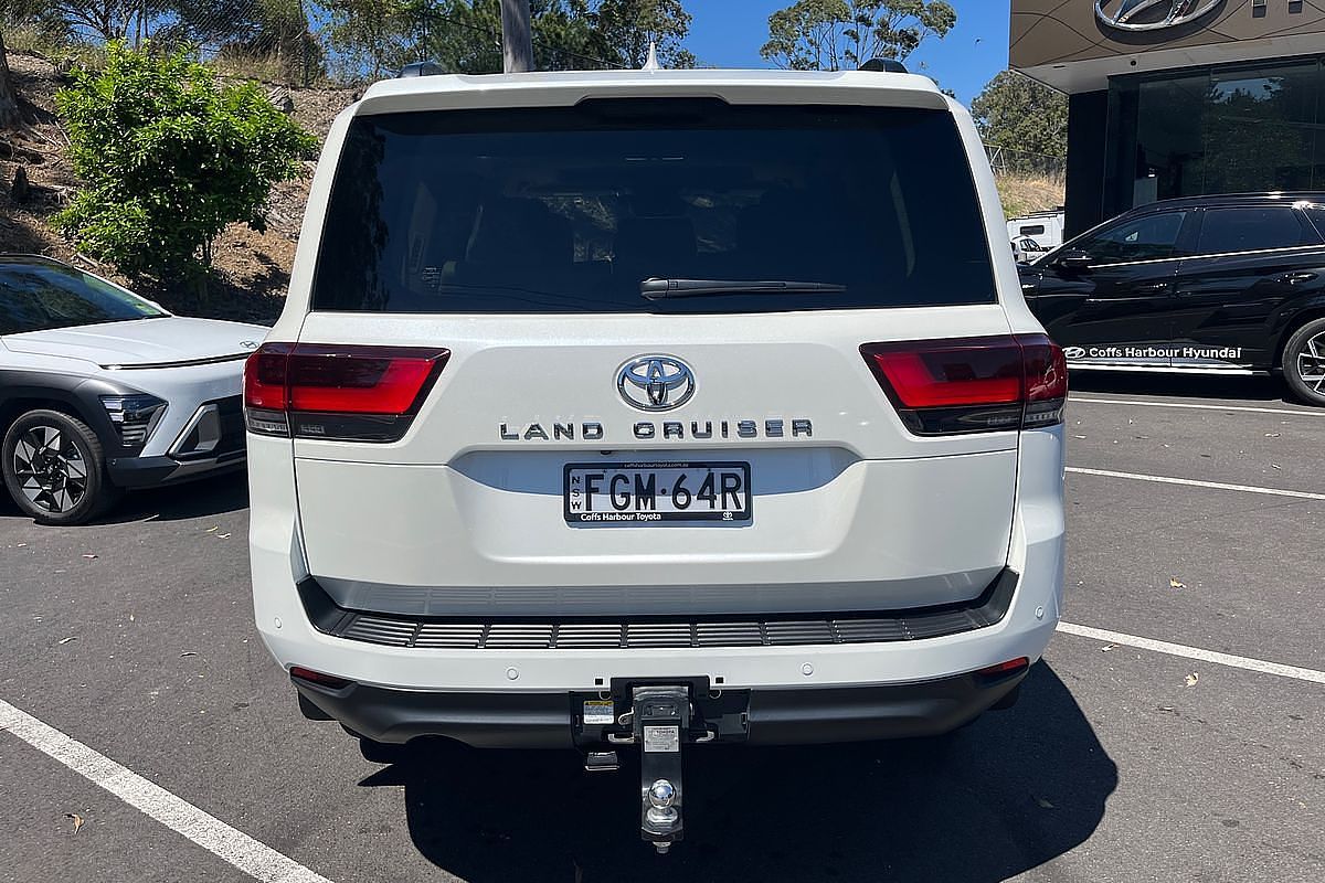 2024 Toyota Landcruiser VX FJA300R