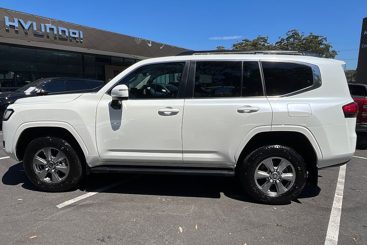 2024 Toyota Landcruiser VX FJA300R
