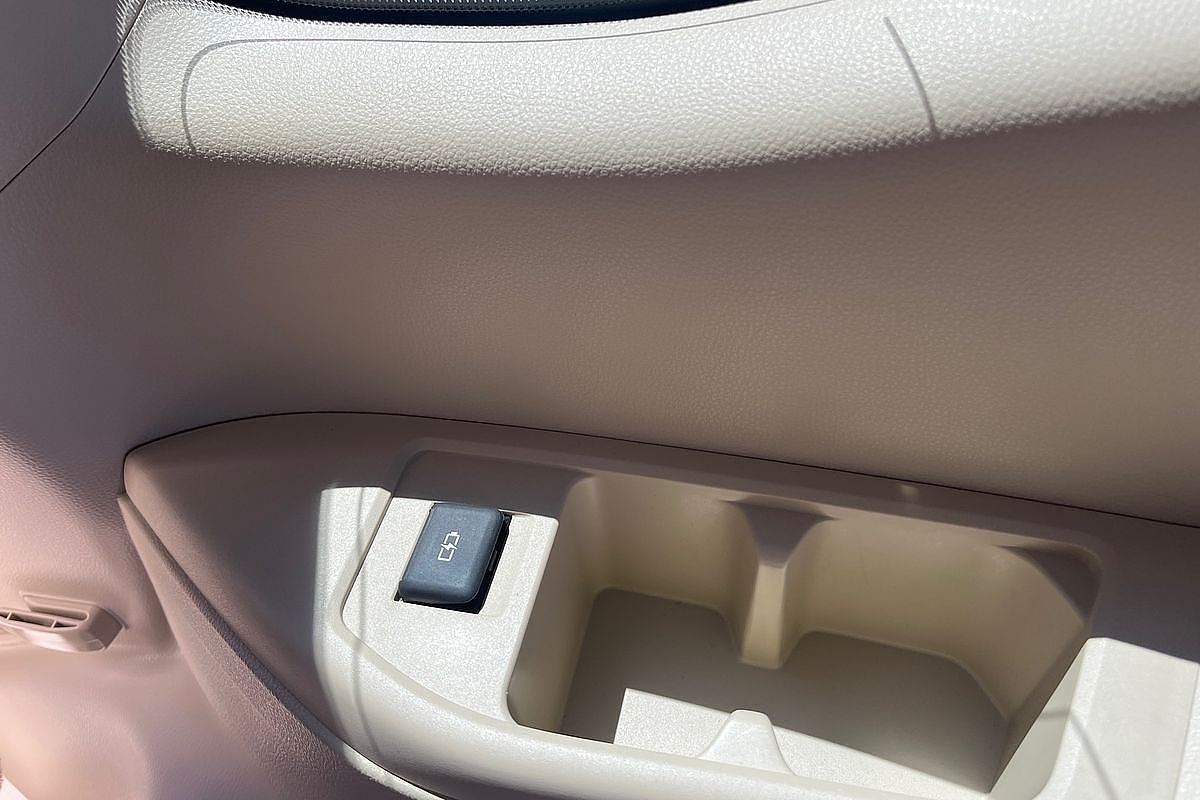 2024 Toyota Landcruiser VX FJA300R