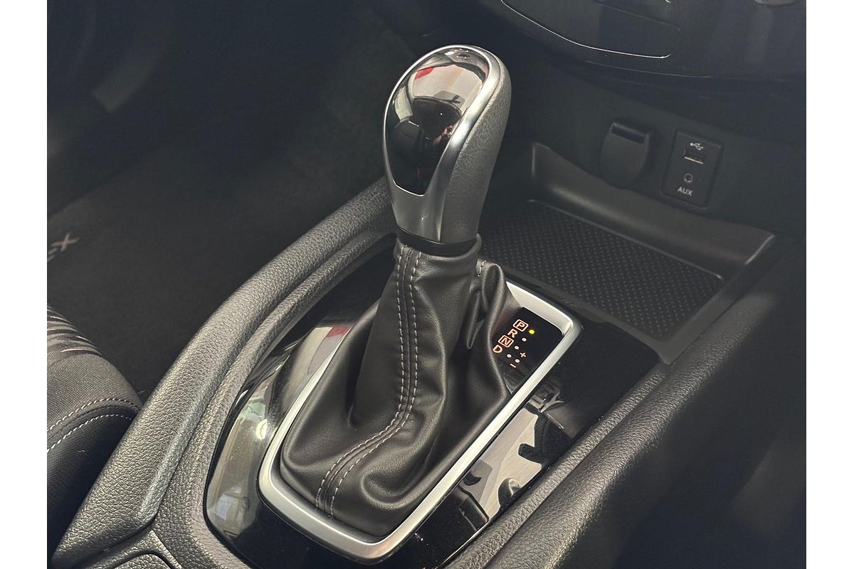 2017 Nissan X-TRAIL ST T32