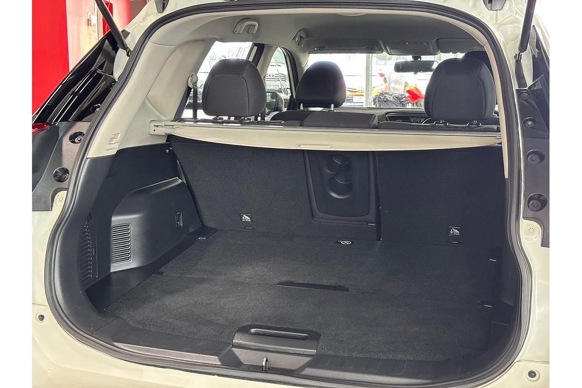 2017 Nissan X-TRAIL ST T32