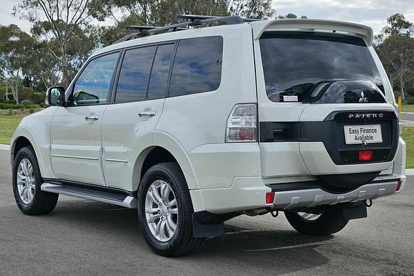 2015 Mitsubishi Pajero Exceed NX