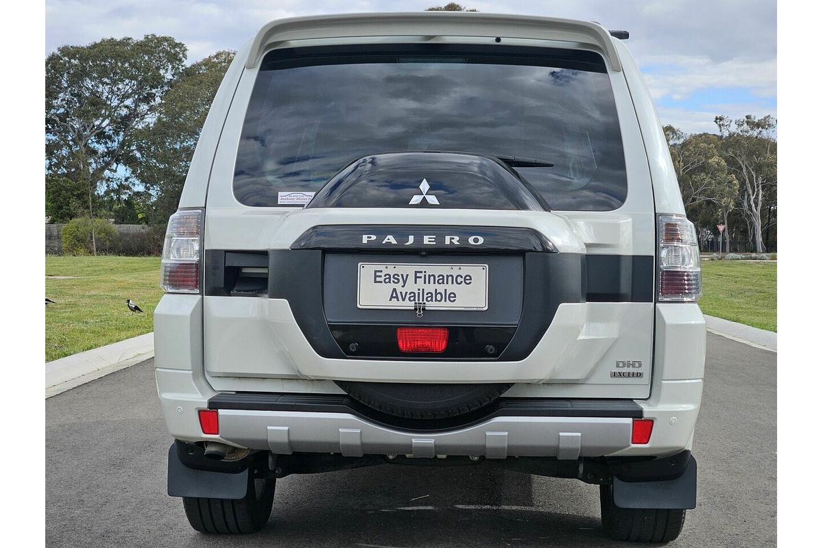 2015 Mitsubishi Pajero Exceed NX