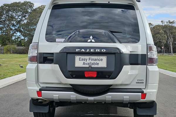 2015 Mitsubishi Pajero Exceed NX