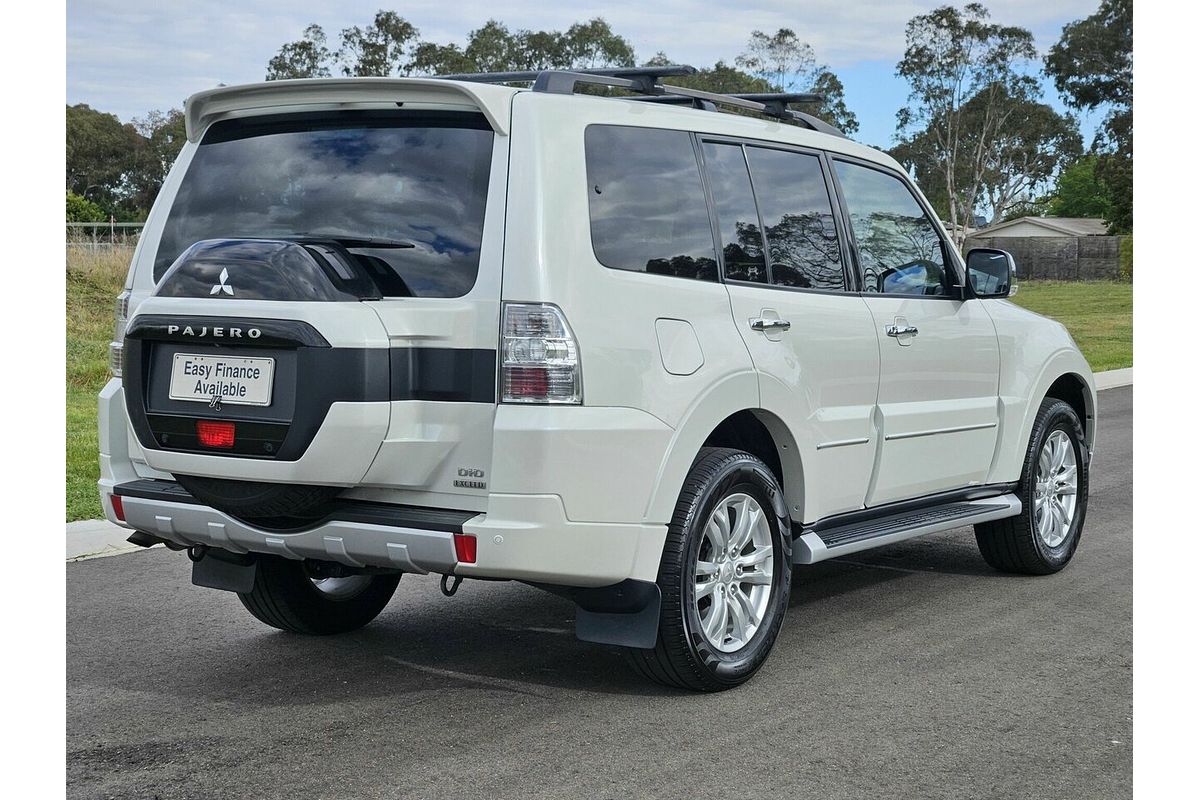2015 Mitsubishi Pajero Exceed NX