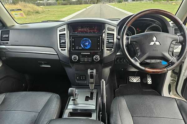 2015 Mitsubishi Pajero Exceed NX