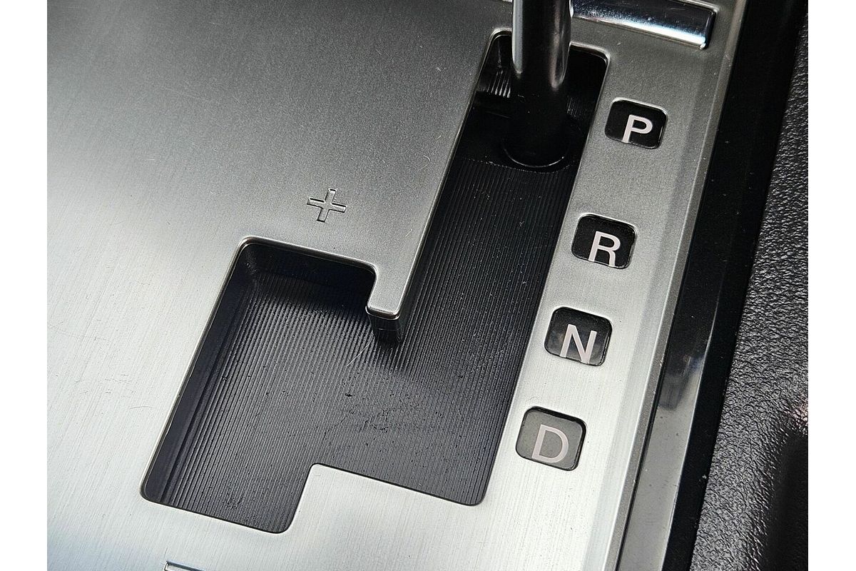 2015 Mitsubishi Pajero Exceed NX