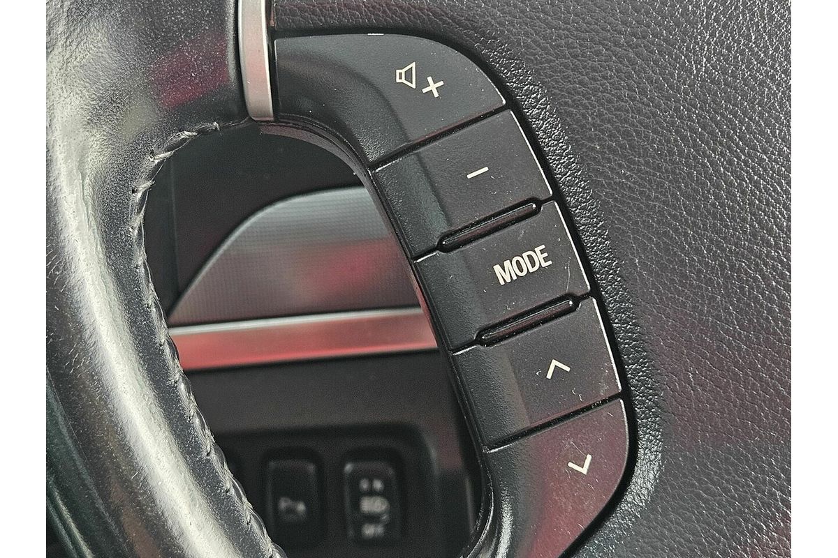 2015 Mitsubishi Pajero Exceed NX