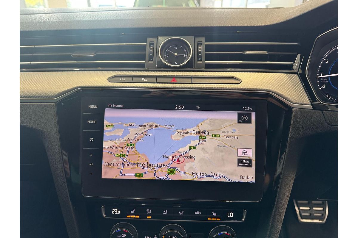 2018 Volkswagen Passat 206TSI R-Line B8