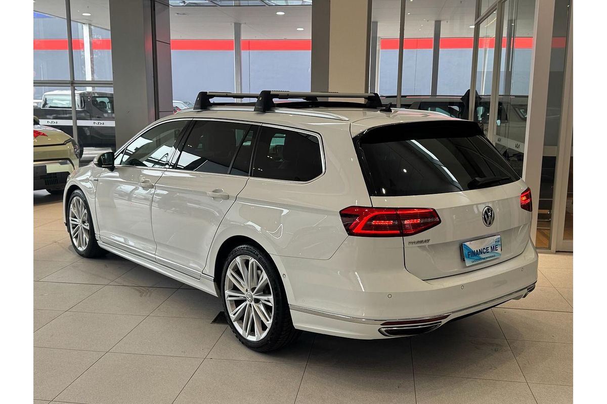 2018 Volkswagen Passat 206TSI R-Line B8