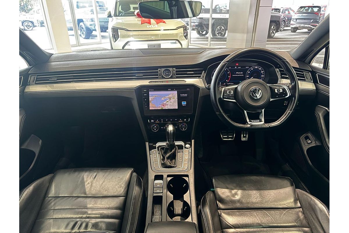 2018 Volkswagen Passat 206TSI R-Line B8