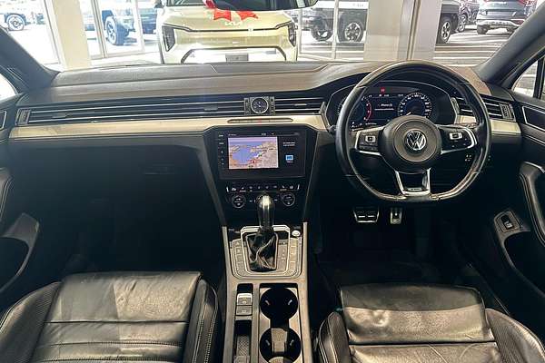 2018 Volkswagen Passat 206TSI R-Line B8