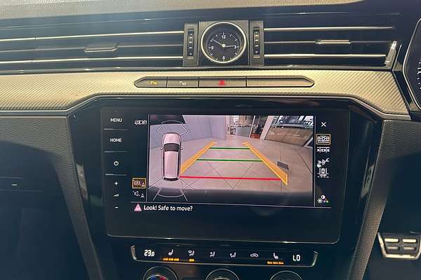 2018 Volkswagen Passat 206TSI R-Line B8