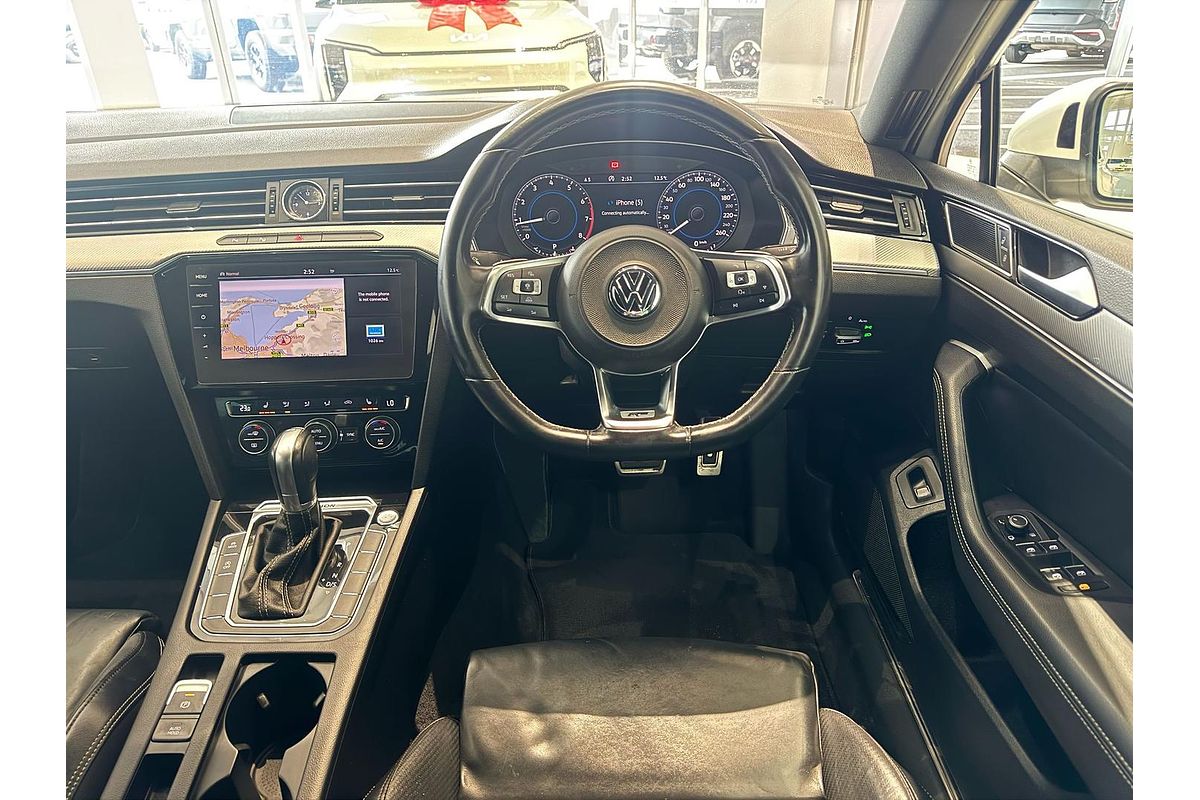 2018 Volkswagen Passat 206TSI R-Line B8