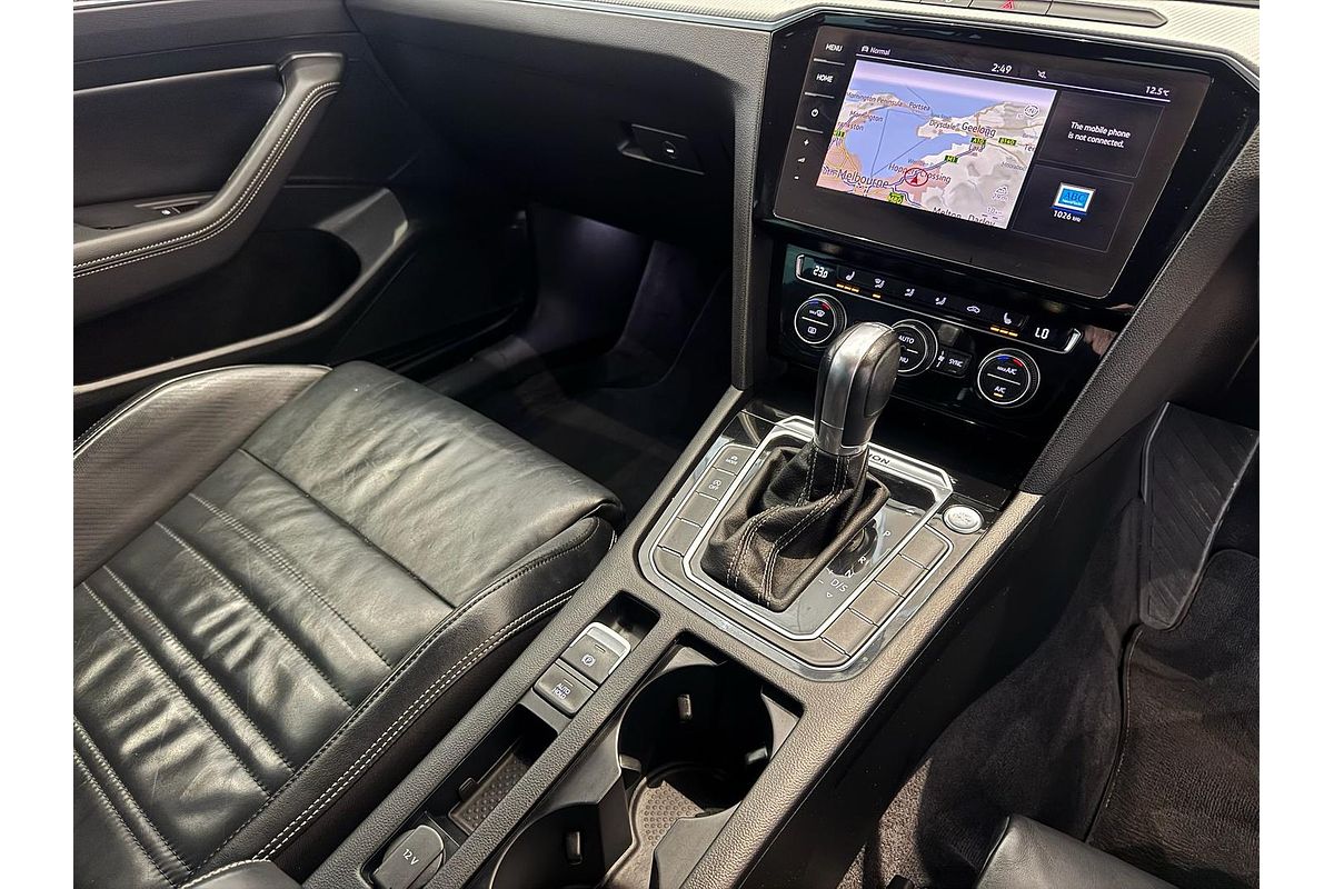 2018 Volkswagen Passat 206TSI R-Line B8