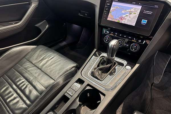 2018 Volkswagen Passat 206TSI R-Line B8