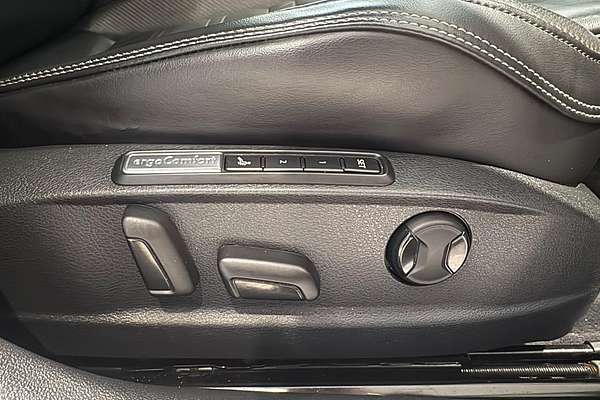 2018 Volkswagen Passat 206TSI R-Line B8