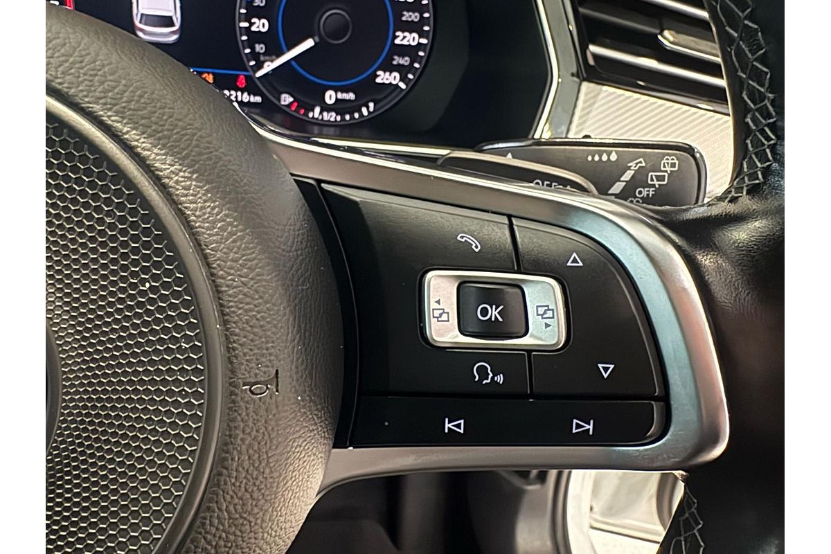 2018 Volkswagen Passat 206TSI R-Line B8