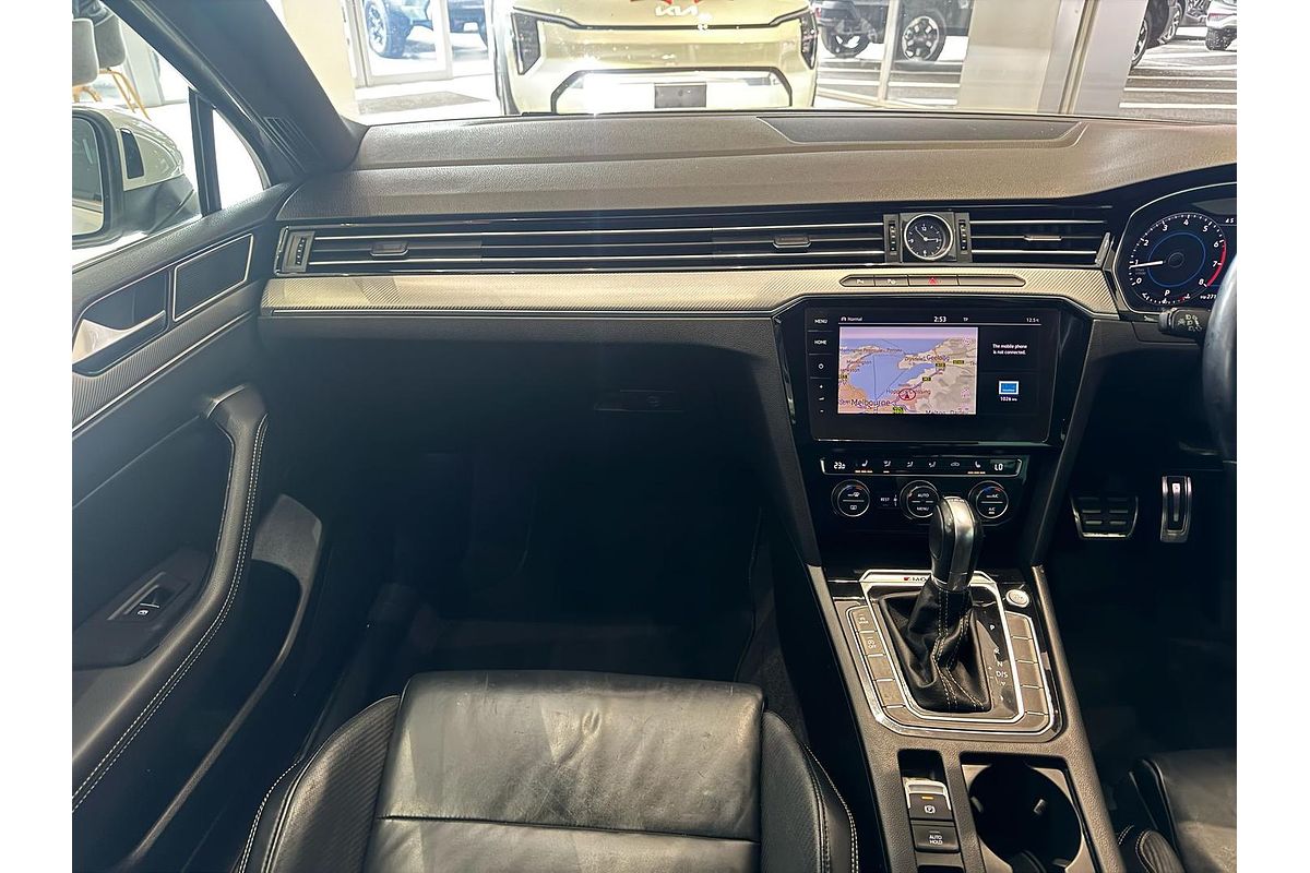 2018 Volkswagen Passat 206TSI R-Line B8